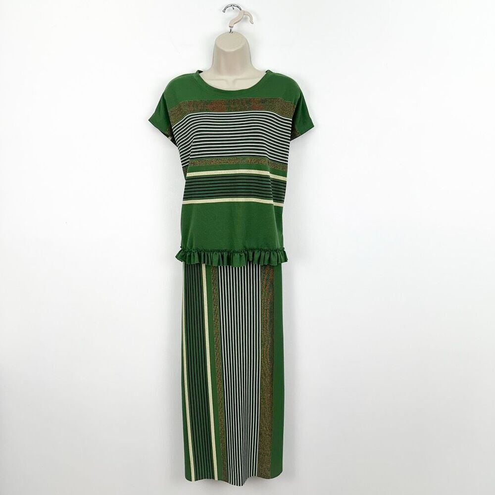 Briarwood Women’s Green Multi Stripe Short Sleeve Ruffle Hem Skirt Set